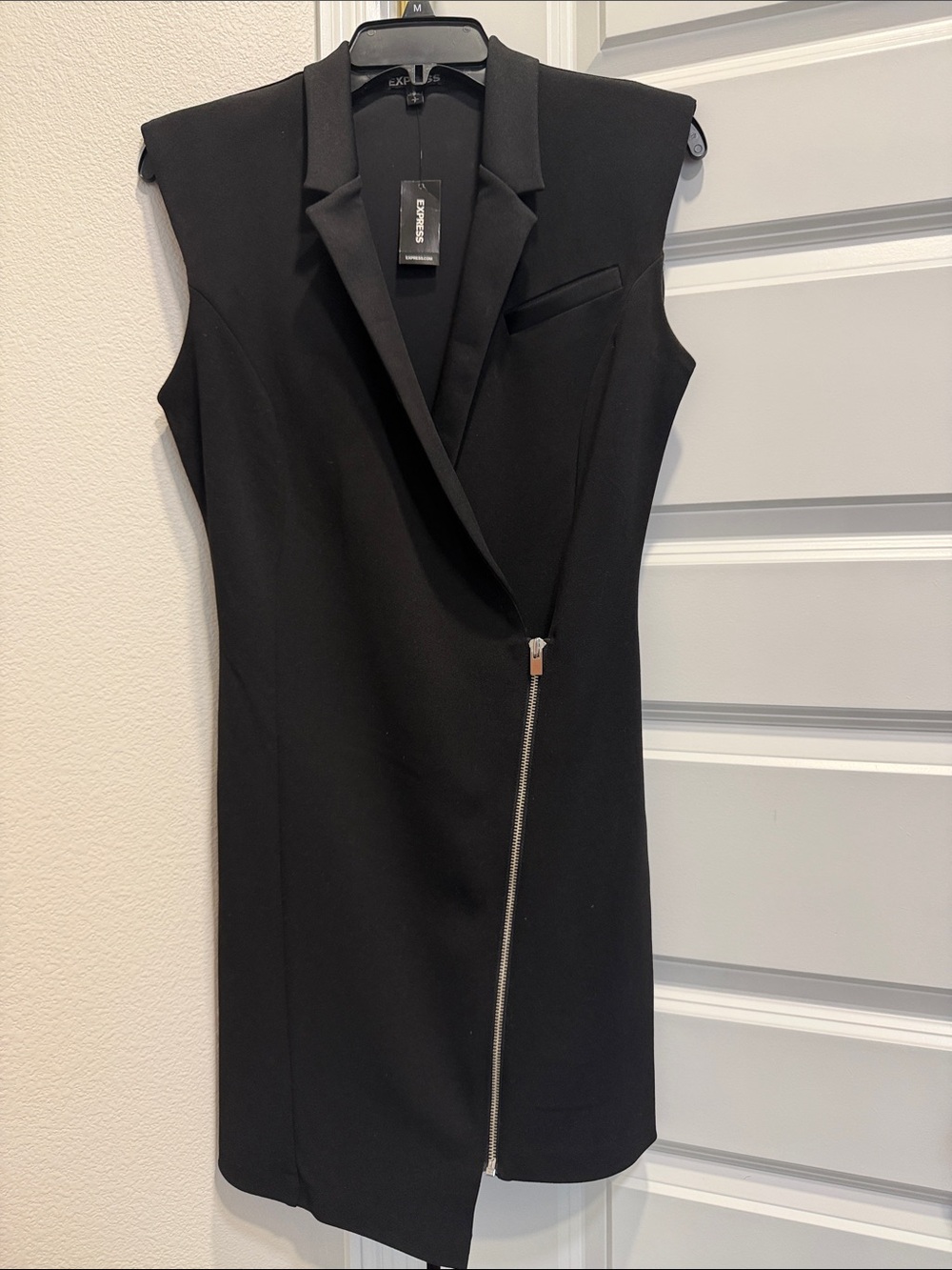 Express Black Sleeveless Blazer Mini Dress with Asymmetric Silver Zip